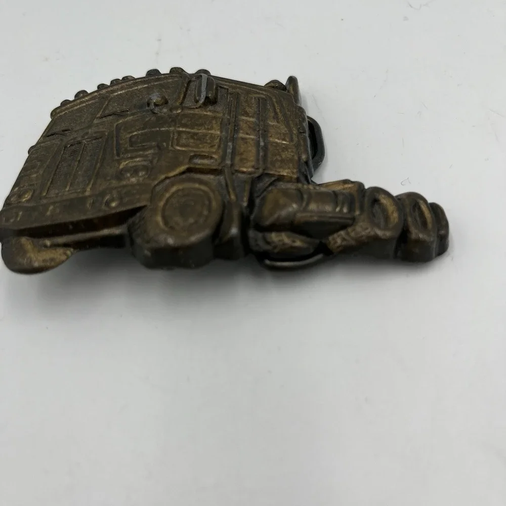 Rare Vintage SOLID BRASS Belt Buckle MAC TRUCK Semi‎